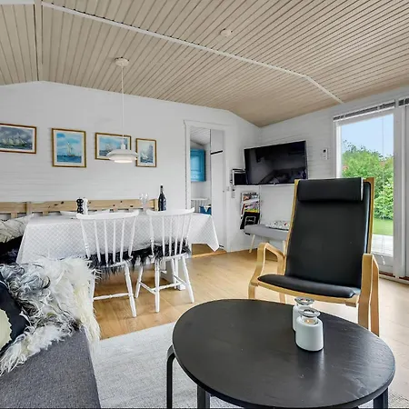Three-bedroom In Sydals Casa vacanze Skovbyballe